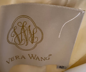 Vera Wang 'Saks Fifth Avenue Collection' wedding dress size-06 PREOWNED