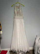 Load image into Gallery viewer, Chic Nostalgia &#39;echo&#39; wedding dress size-12 PREOWNED
