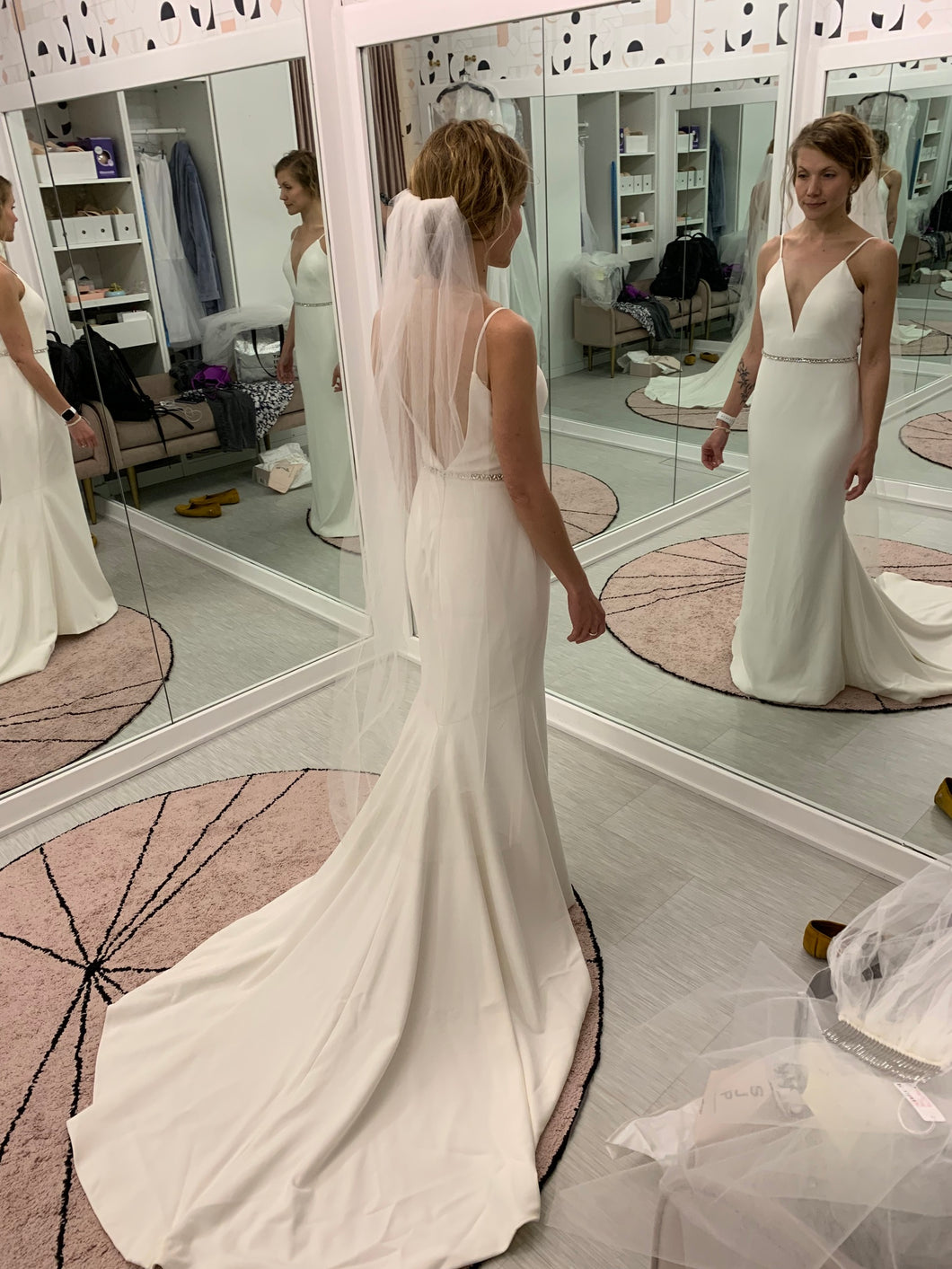 Theia 'Bruna ' wedding dress size-02 PREOWNED