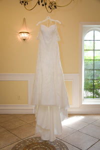 Galina Signature 'SWG810SOFTWHIT' wedding dress size-08 PREOWNED