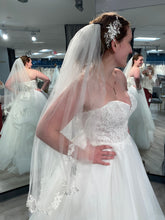 Load image into Gallery viewer, Essense of Australia &#39;PA1113 Oxford Street&#39; wedding dress size-08 PREOWNED

