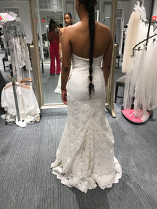 Oleg Cassini 'Sweetheart Beaded Lace' size 6 sample wedding dress back view on bride