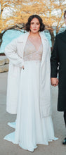 Load image into Gallery viewer, Casablanca &#39;2422 ZOEY&#39; wedding dress size-10 PREOWNED

