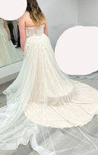 Load image into Gallery viewer, Private Collection &#39;Marie+&#39; wedding dress size-20 NEW
