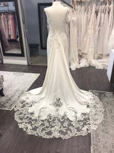 Load image into Gallery viewer, Maggie Sottero &#39;Estelle&#39; wedding dress size-12 PREOWNED
