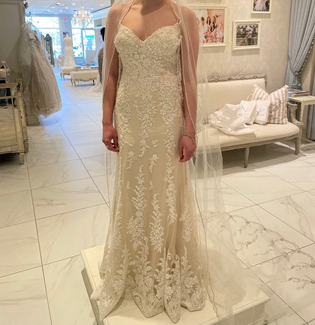 Maggie Sottero 'Nola 7MN356' wedding dress size-06 PREOWNED