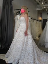Load image into Gallery viewer, Justin Alexander &#39;99157&#39; wedding dress size-06 NEW

