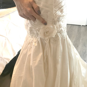 Piccione '923543' wedding dress size-02 NEW