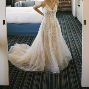 Bo Lee 'Dorado' wedding dress size-02 PREOWNED