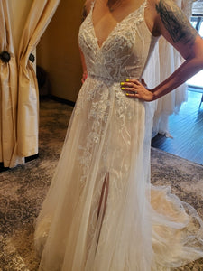 Pronovias 'Hyperion' wedding dress size-04 NEW