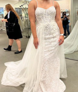 Galina Signature 'SWG916' wedding dress size-08 NEW