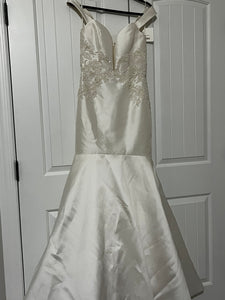 Kenneth Pool 'Mikayla K492' wedding dress size-04 NEW
