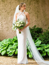 Load image into Gallery viewer, BERTA &#39;n/a - one of a kind&#39; wedding dress size-02 PREOWNED
