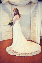 Load image into Gallery viewer, Sottero and Midgley &#39;NA&#39; wedding dress size-06 PREOWNED
