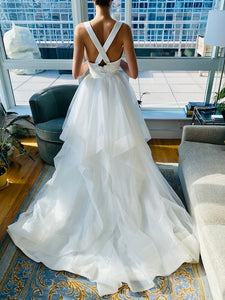 Helen miller 'Wistar' wedding dress size-02 NEW