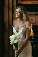 Load image into Gallery viewer, Ines Di Santo &#39;Lyra&#39; wedding dress size-04 PREOWNED
