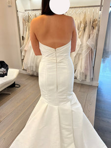 Allison Webb 'Carson' wedding dress size-04 NEW