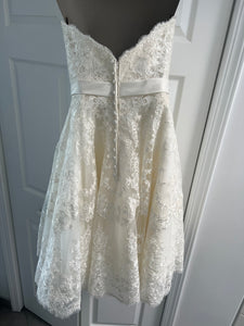 Allure Bridals '2866' wedding dress size-06 PREOWNED