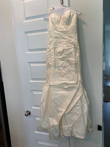 White Pure Coutre by Jodi Moylan 'P784SS' wedding dress size-04 PREOWNED