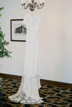 Load image into Gallery viewer, Anais Anette &#39;Brie&#39; wedding dress size-06 PREOWNED
