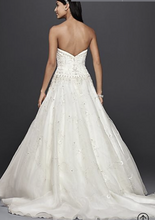 Load image into Gallery viewer, Oleg Cassini &#39;Satin&#39; size 14 new wedding dress back view on model
