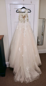 Pronovias 'OFELIA' wedding dress size-04 NEW