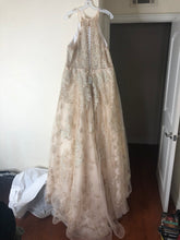 Load image into Gallery viewer, Galina Signature &#39;Allover Lace Applique Plus Size Ball Dress&#39; wedding dress size-18 NEW

