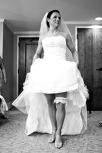 Load image into Gallery viewer, David&#39;s Bridal &#39;WG3121 IVORY&#39; wedding dress size-08 PREOWNED
