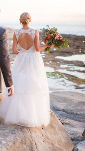 Monique Lhuillier 'Rachelle Lace A-Line ' wedding dress size-06 PREOWNED