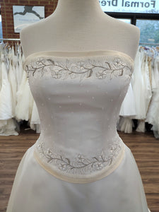 San Patrick 'A-08202640' wedding dress size-06 NEW