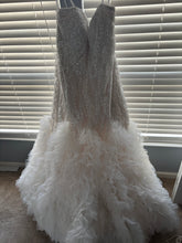 Load image into Gallery viewer, Allure Bridals &#39;Ariel&#39; wedding dress size-18W PREOWNED
