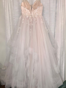 Stella york '8386' wedding dress size-16 SAMPLE