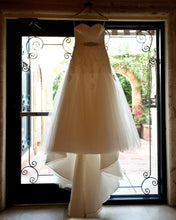 Load image into Gallery viewer, La Sposa &#39;3797783&#39; size 10 used wedding dress front view on hanger

