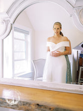 Load image into Gallery viewer, Made With Love &#39;Lottie v@&#39; wedding dress size-08 PREOWNED
