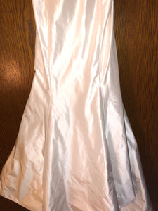 Isabelle Armstrong 'Helena' size 10 new wedding dress view of body of dress