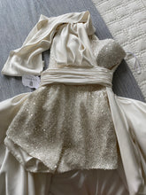 Load image into Gallery viewer, Eva Lendel &#39;Lynn&#39; wedding dress size-08 NEW
