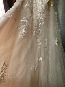 Casablanca '2445' wedding dress size-08 NEW