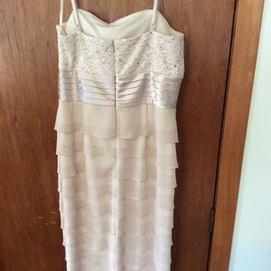 Jess Howard '5m6984' size 12 used wedding dress back view on hanger