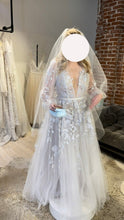 Load image into Gallery viewer, Willowby &#39;Olena with sleeves&#39; wedding dress size-10 NEW
