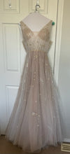 Load image into Gallery viewer, Willowby &#39;Stars Align&#39; wedding dress size-04 PREOWNED
