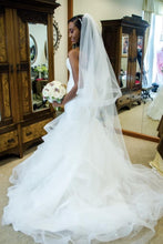 Load image into Gallery viewer, Allure Bridals &#39;9416&#39;
