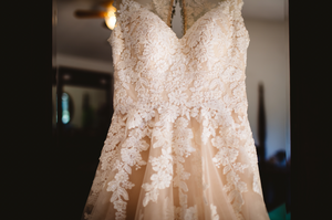 StellaYork 'Lace Illusion Back' size 6 used wedding dress front view close up