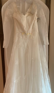 Madi Lane 'Deena' wedding dress size-10 NEW