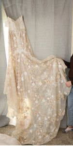 Eva Lendel 'SANTA' wedding dress size-06 PREOWNED