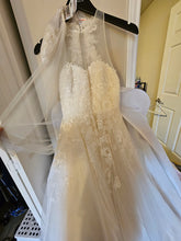 Load image into Gallery viewer, Anomalie &#39;Custom made&#39; wedding dress size-04 NEW
