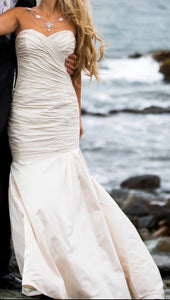 Paloma Blanca 'Strapless Mermaid Style ' wedding dress size-02 PREOWNED