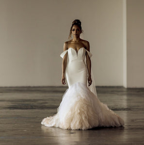 Kelly Faetanini 'Joan' wedding dress size-02 PREOWNED