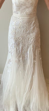 Load image into Gallery viewer, Alexandra Grecco &#39;Marcelle&#39; wedding dress size-04 NEW
