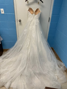Stella York '6886' wedding dress size-08 SAMPLE