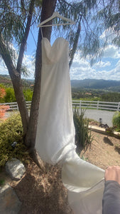 Anne Barge 'Blythe' wedding dress size-08 SAMPLE